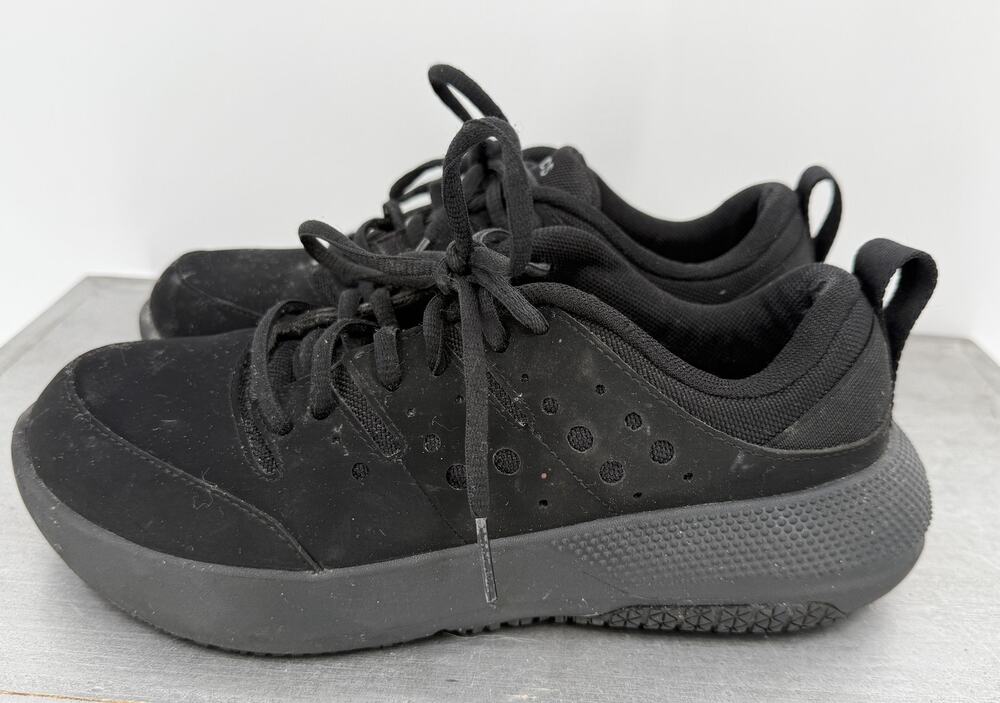 Crocs Women's On The Clock Work Sneakers 209476 Black Size 8 All Black Shoes